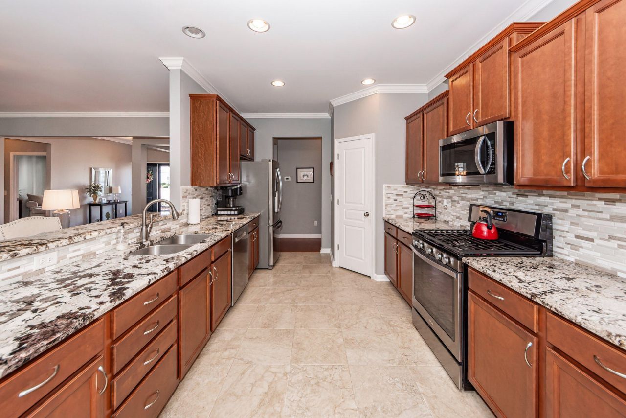 245 Waterfront Park Drive Photo 21