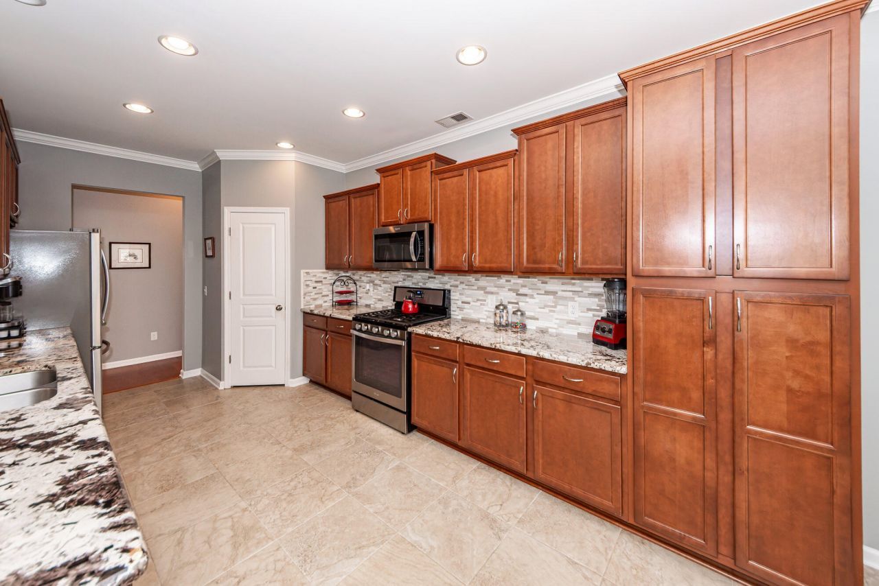 245 Waterfront Park Drive Photo 22