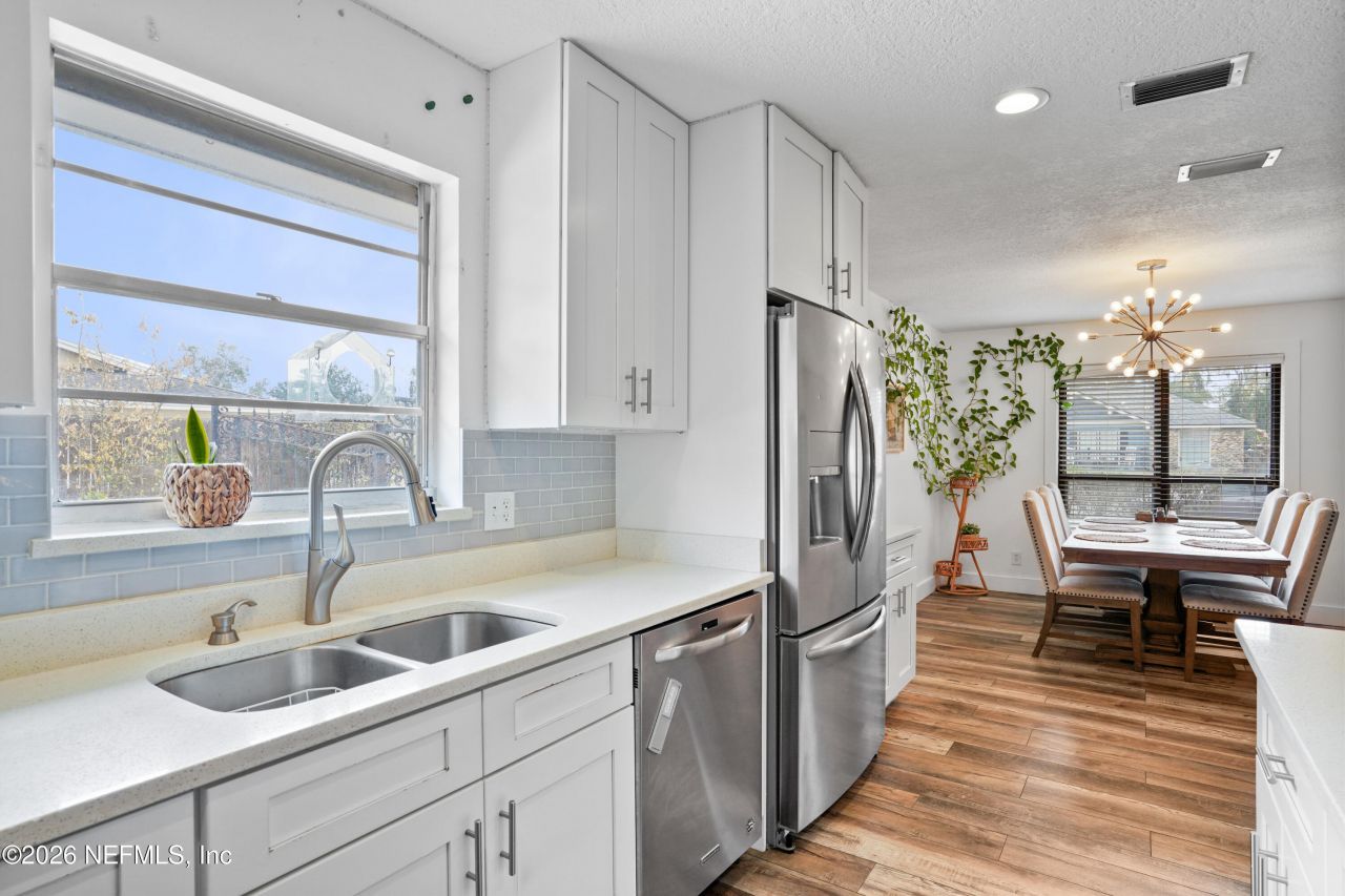 6717 Lenczyk Drive, Jacksonville, FL 32277 Photo