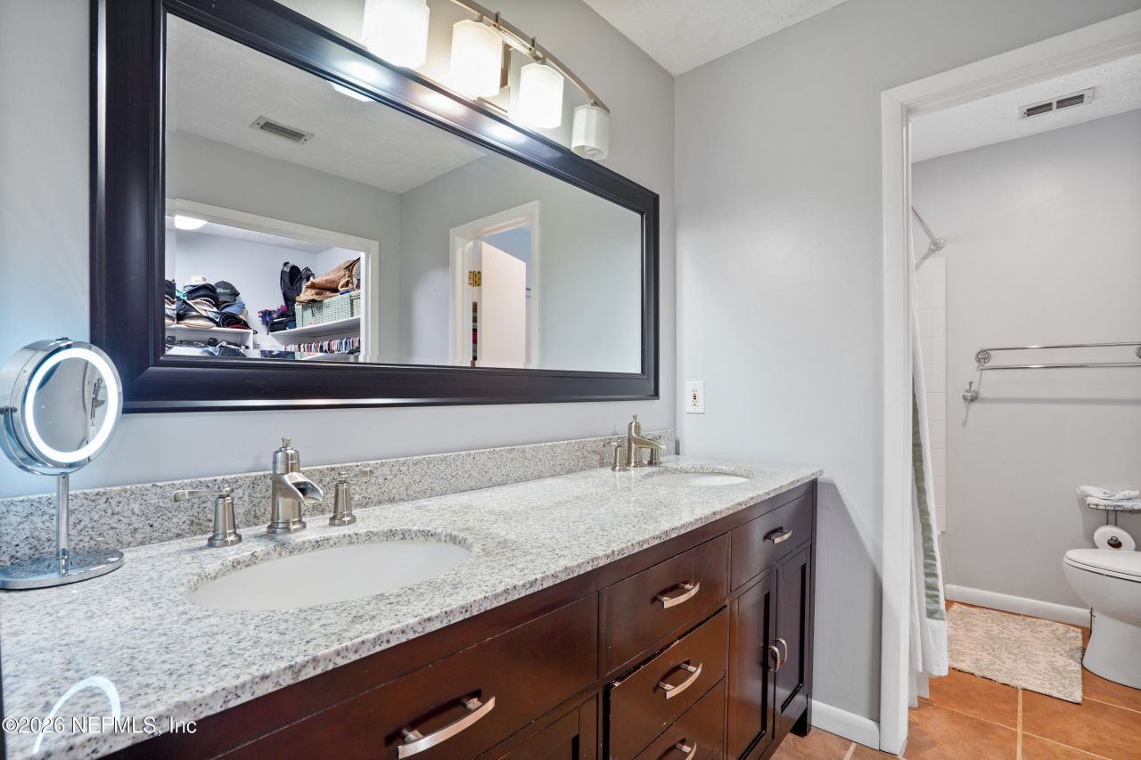 6717 Lenczyk Drive, Jacksonville, FL 32277 Photo