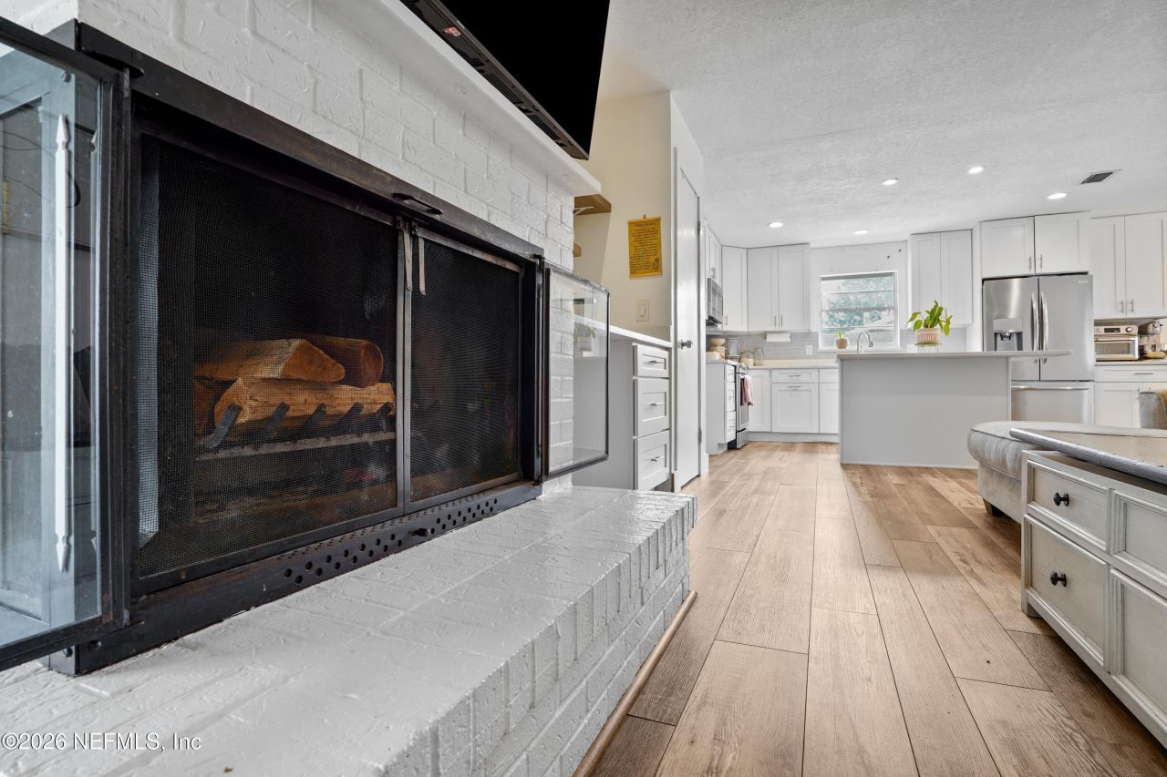 6717 Lenczyk Drive, Jacksonville, FL 32277 Photo