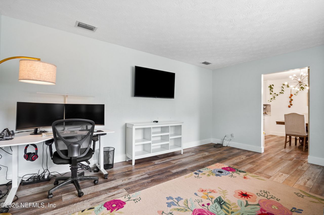 6717 Lenczyk Drive, Jacksonville, FL 32277 Photo