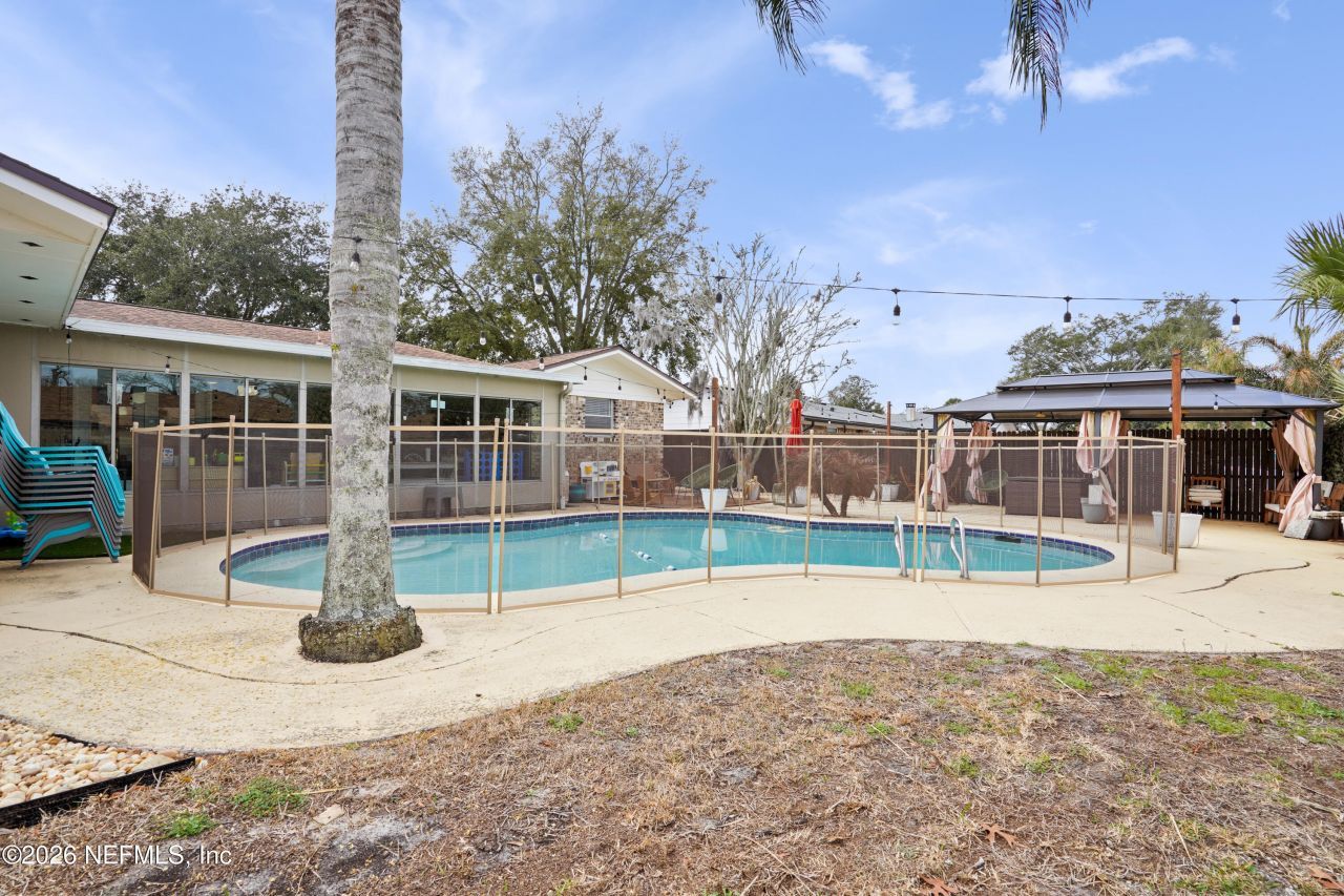 6717 Lenczyk Drive, Jacksonville, FL 32277 Photo