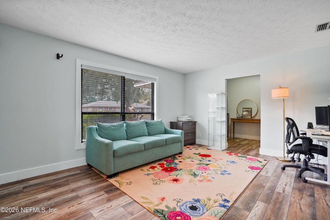 6717 Lenczyk Drive, Jacksonville, FL 32277 Photo