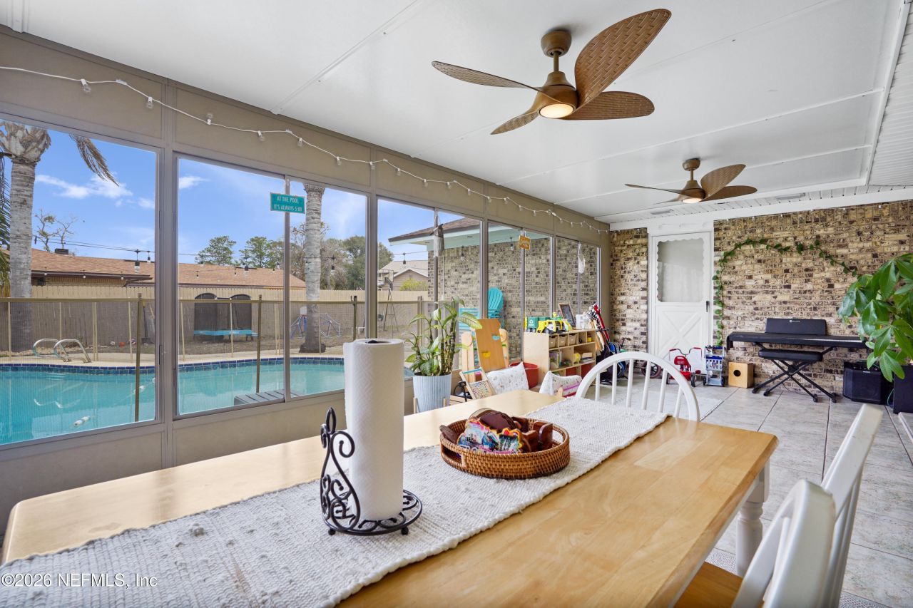 6717 Lenczyk Drive, Jacksonville, FL 32277 Photo