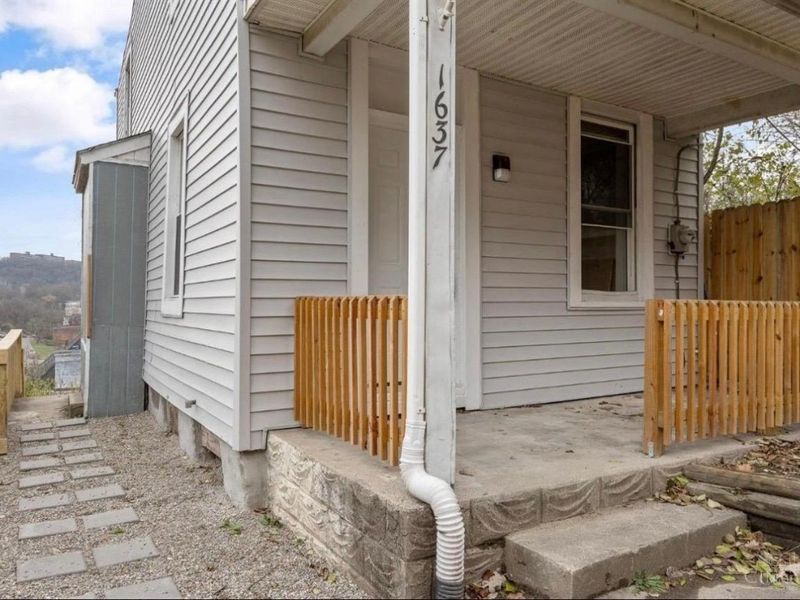 1637 Waverly Avenue, Cincinnati, OH 45214 Photo 3