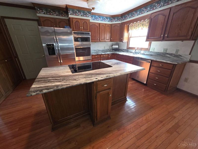 11961 Stonequarry Court, Colerain Township, OH 45251 Photo 2