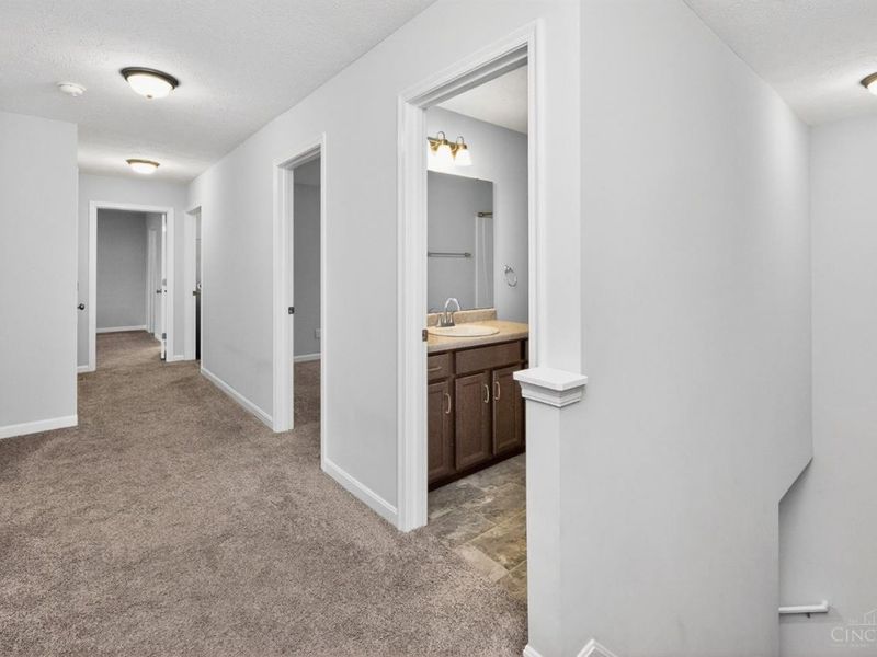 2150 Pine Valley Drive, Hamilton, OH 45013 Photo 20