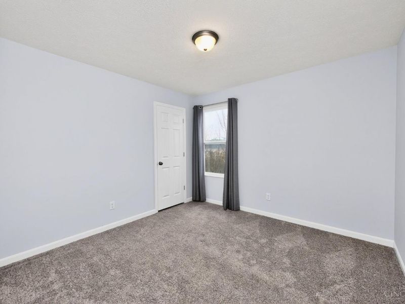 2150 Pine Valley Drive, Hamilton, OH 45013 Photo 28