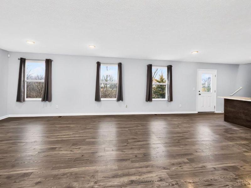 2150 Pine Valley Drive, Hamilton, OH 45013 Photo 6