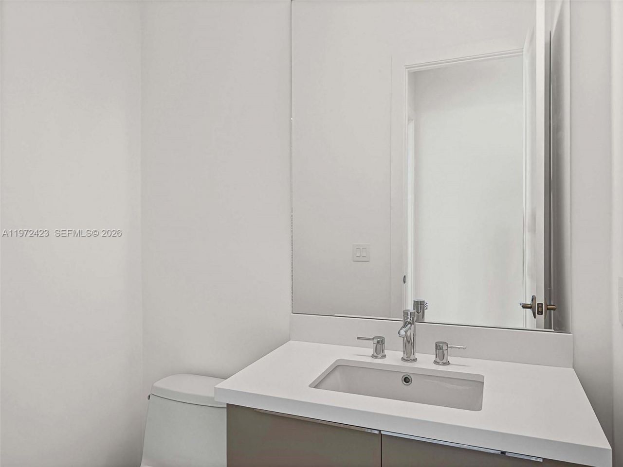 5718 Ashwood Cir W , Unit 5718, Hollywood, FL 33312 Photo