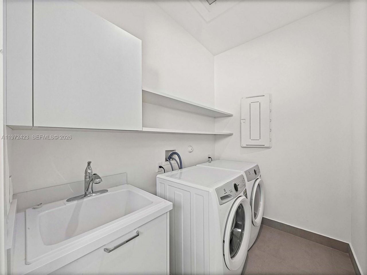 5718 Ashwood Cir W , Unit 5718, Hollywood, FL 33312 Photo