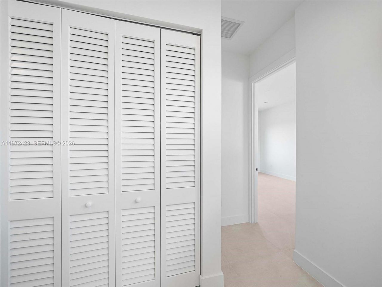 5718 Ashwood Cir W , Unit 5718, Hollywood, FL 33312 Photo