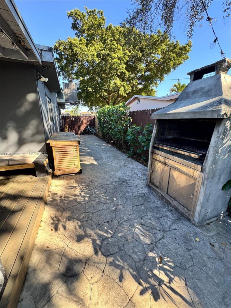 7430 Douglas St , Hollywood, FL 33024 Photo