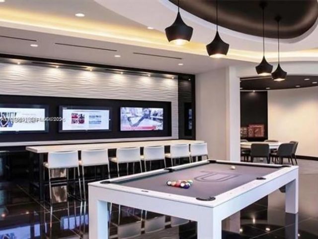 851 NE 1st Ave , Unit 3000, Miami, FL 33132 Photo