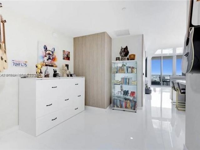 851 NE 1st Ave , Unit 3000, Miami, FL 33132 Photo