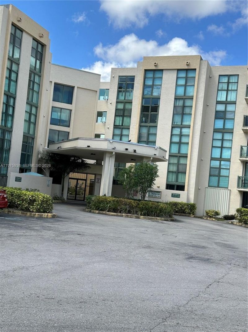 2055 SW 122nd Ave, Unit 425, Miami, FL 33175 Photo