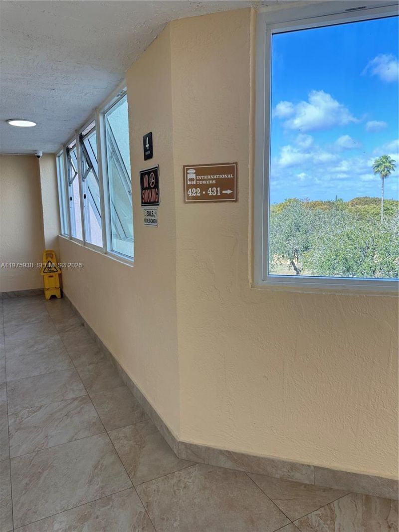 2055 SW 122nd Ave, Unit 425, Miami, FL 33175 Photo