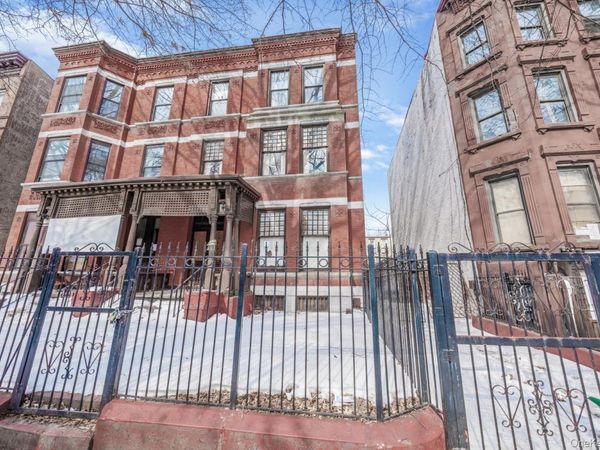 75 Macon Street , Unit HSE, Brooklyn, NY 11216