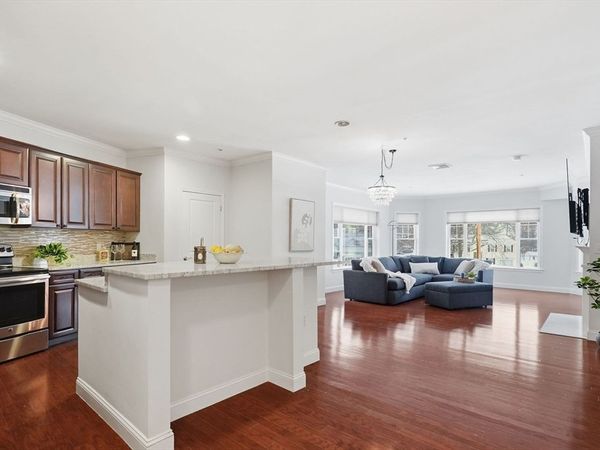 855 Main St., Unit 210, Woburn, MA 01801