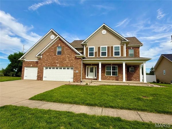980 Carnegie Knolls Drive, O'Fallon, IL 62269