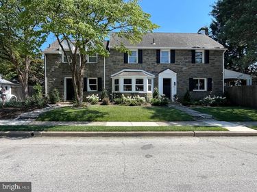 1049 DREXEL AVENUE, DREXEL HILL, PA 19026