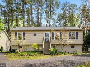 513 LAKEVIEW PARKWAY, LOCUST GROVE, VA 22508