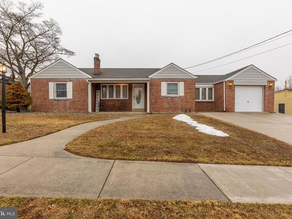 2413 DARNAY LANE, WILMINGTON, DE 19808