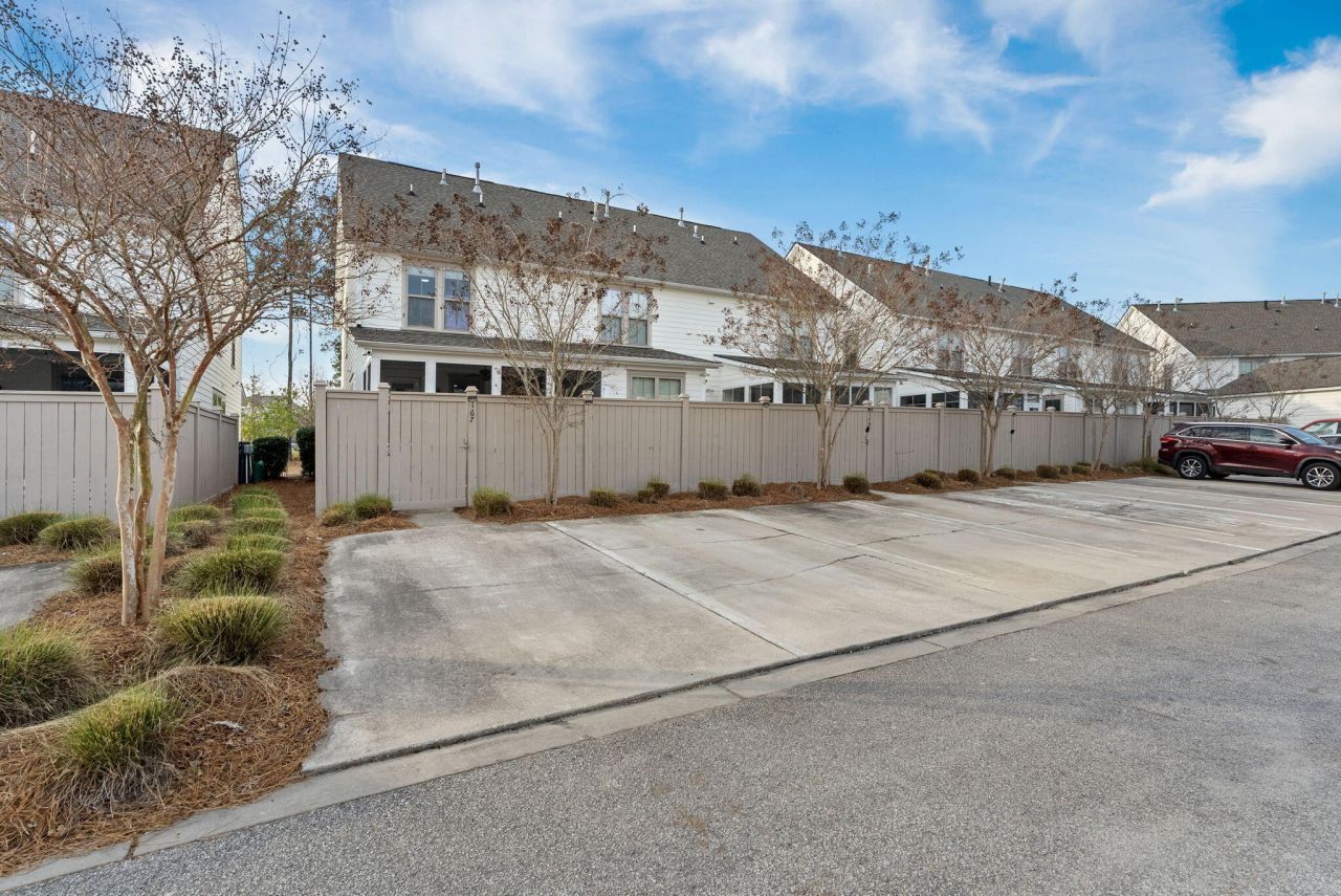 167 Great Lawn Drive Photo 38