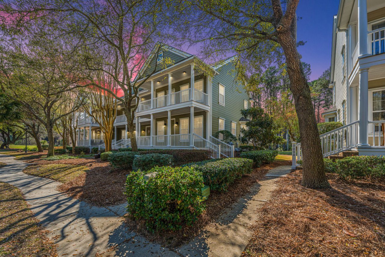 3004 Treadwell Street Mount Pleasant, SC 29466