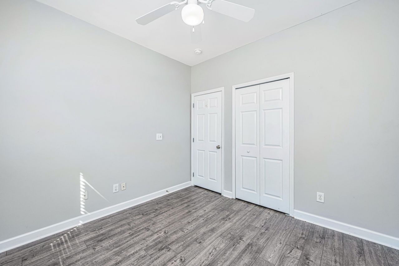 3004 Treadwell Street Photo 27