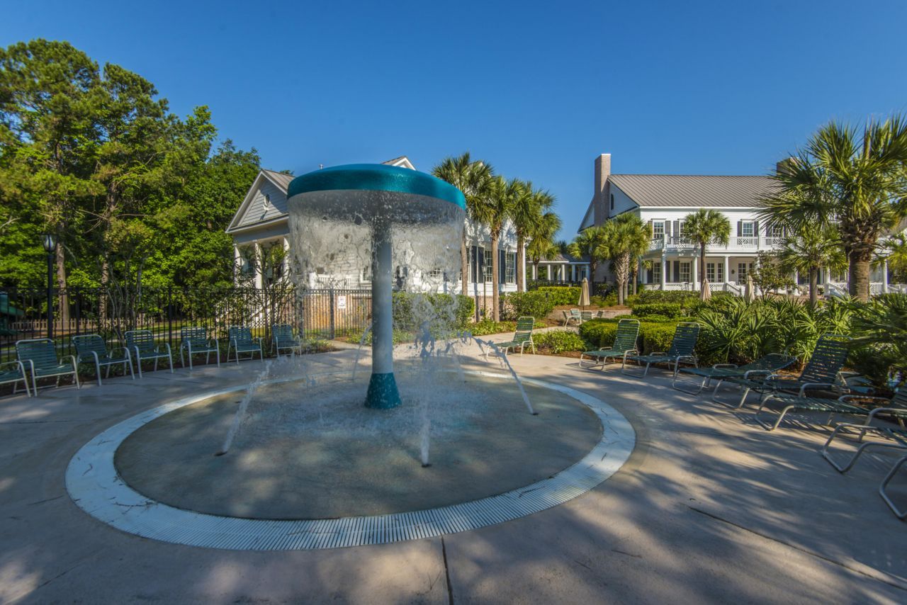 3004 Treadwell Street Photo 45