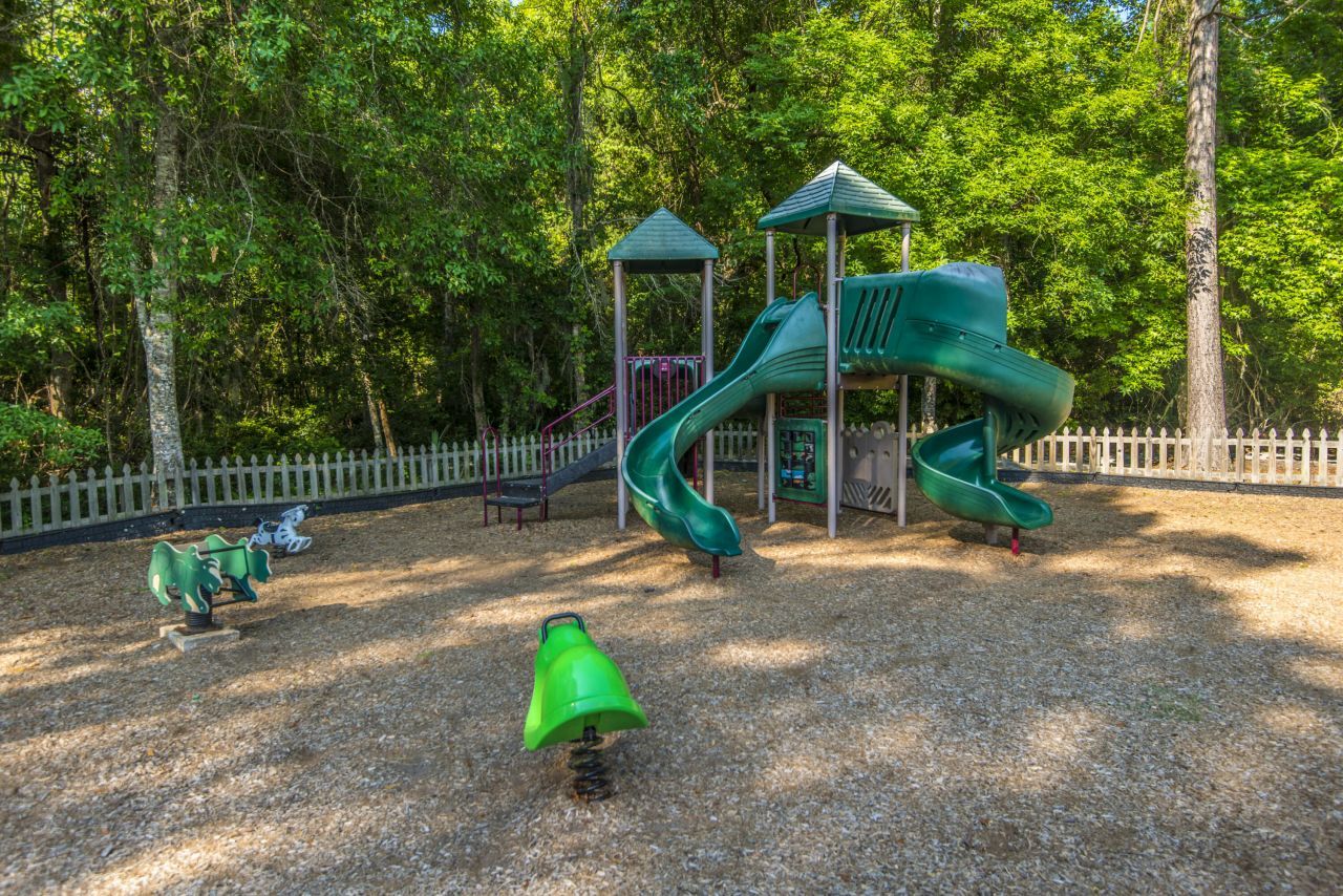 3004 Treadwell Street Photo 64