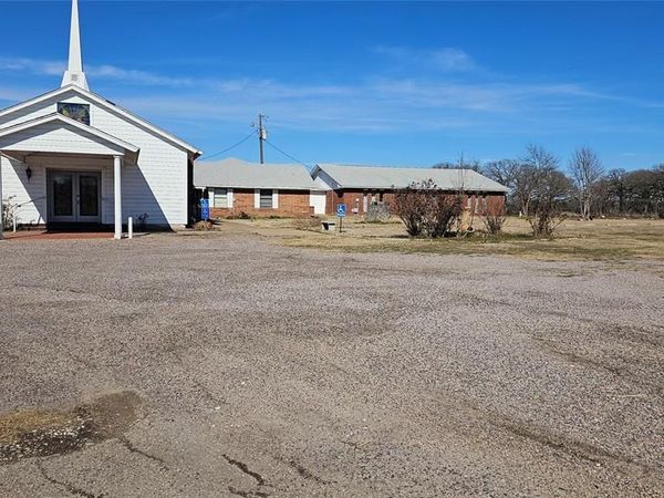 1215 W Cedar Creek Parkway, Kemp, TX 75143