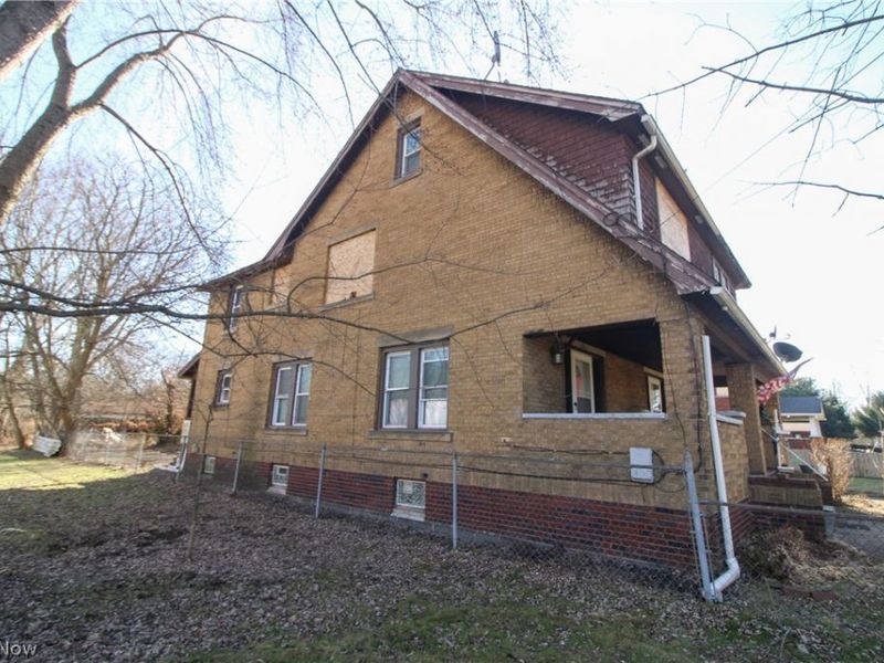 2226 Mahoning Avenue, Warren, OH 44483 Photo 2