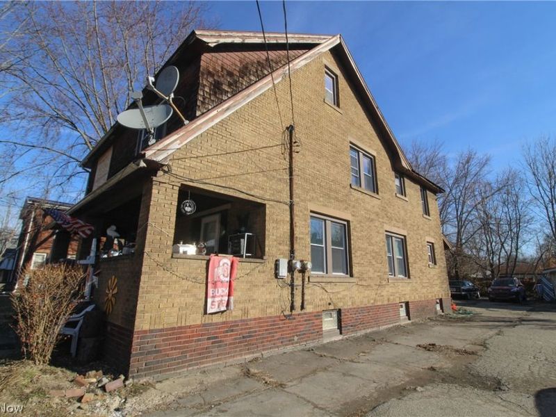 2226 Mahoning Avenue, Warren, OH 44483 Photo 3