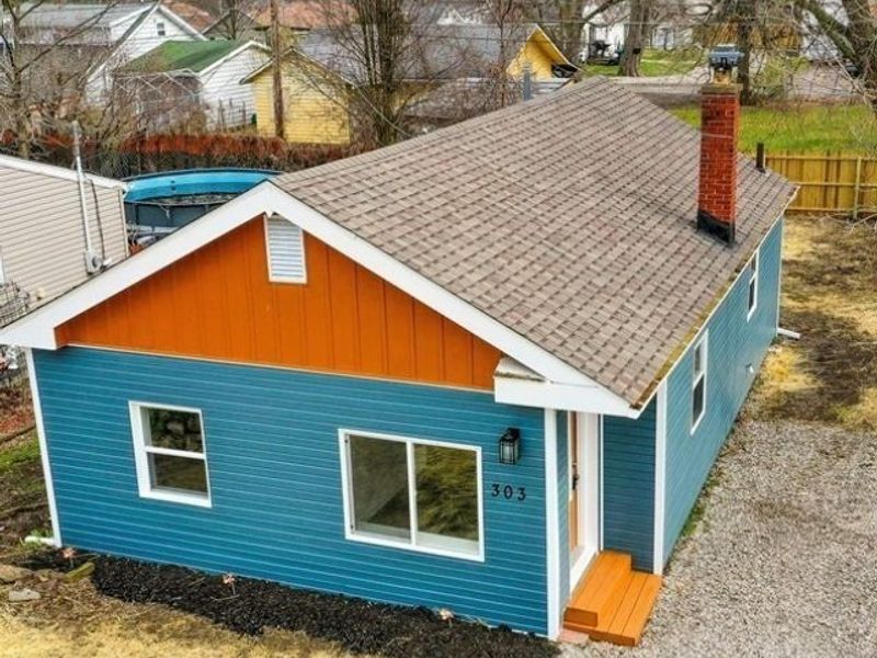 303 Delamere Road , Vermilion, OH 44089 Photo 1