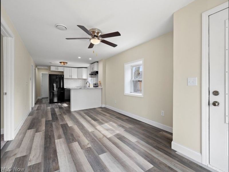 303 Delamere Road , Vermilion, OH 44089 Photo 7