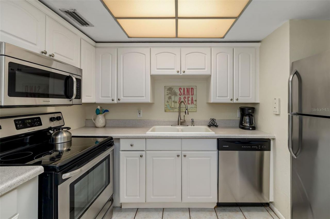 6312 Midnight Pass Road , Unit 305S, Sarasota, FL 34242 Photo