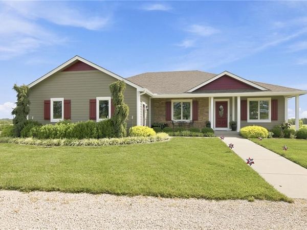 556 N 775th Road, Lawrence, KS 66047