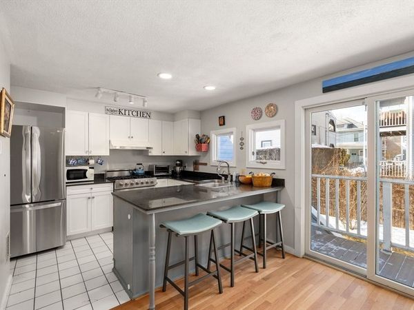 25 Perry St, Unit 25, Somerville, MA 02143