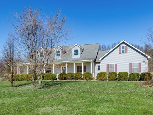 3680 Warrensburg Road , Delaware, OH 43015