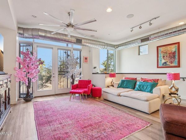 524 E AMES Place, Phoenix, AZ 85004