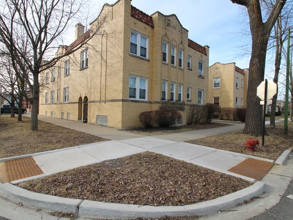 5802 N Mason Avenue, Unit 2W, Chicago, IL 60646