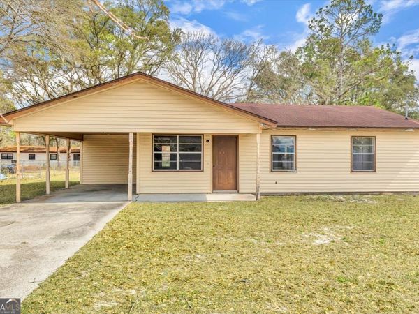 1108 Mary Ann Drive, Hinesville, GA 31313