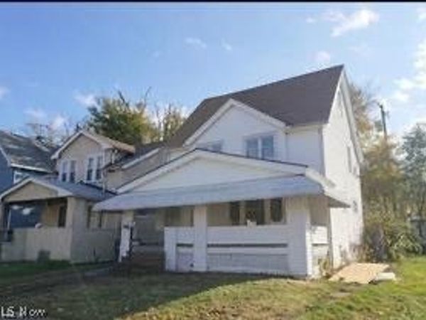 12516 Cornado Avenue , Cleveland, OH 44108