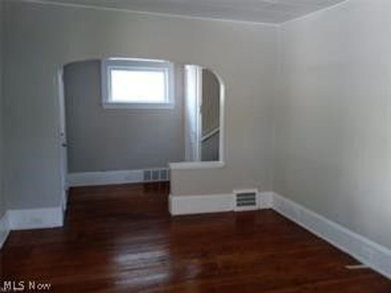 12516 Cornado Avenue, Cleveland, OH 44108 Photo 23