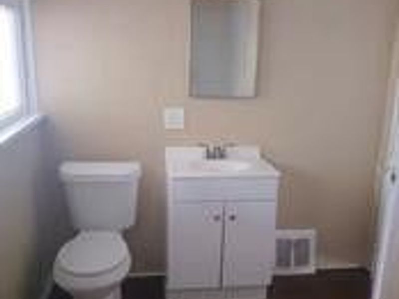 12516 Cornado Avenue, Cleveland, OH 44108 Photo 6