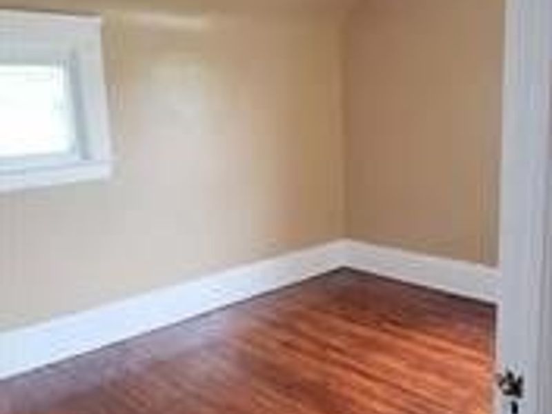 12516 Cornado Avenue, Cleveland, OH 44108 Photo 8