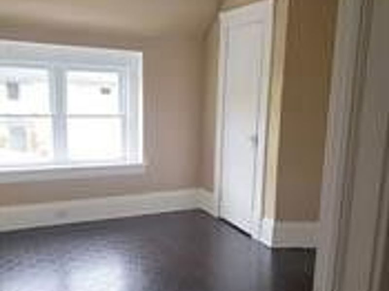 12516 Cornado Avenue, Cleveland, OH 44108 Photo 9